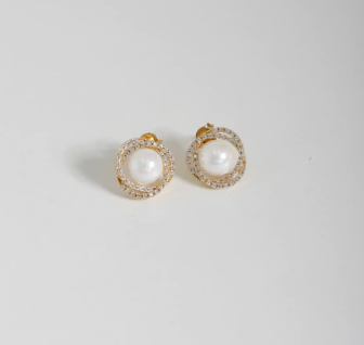 BRINCO PÉROLA SHELL COM ZIRCONIAS RODIO BRANCO